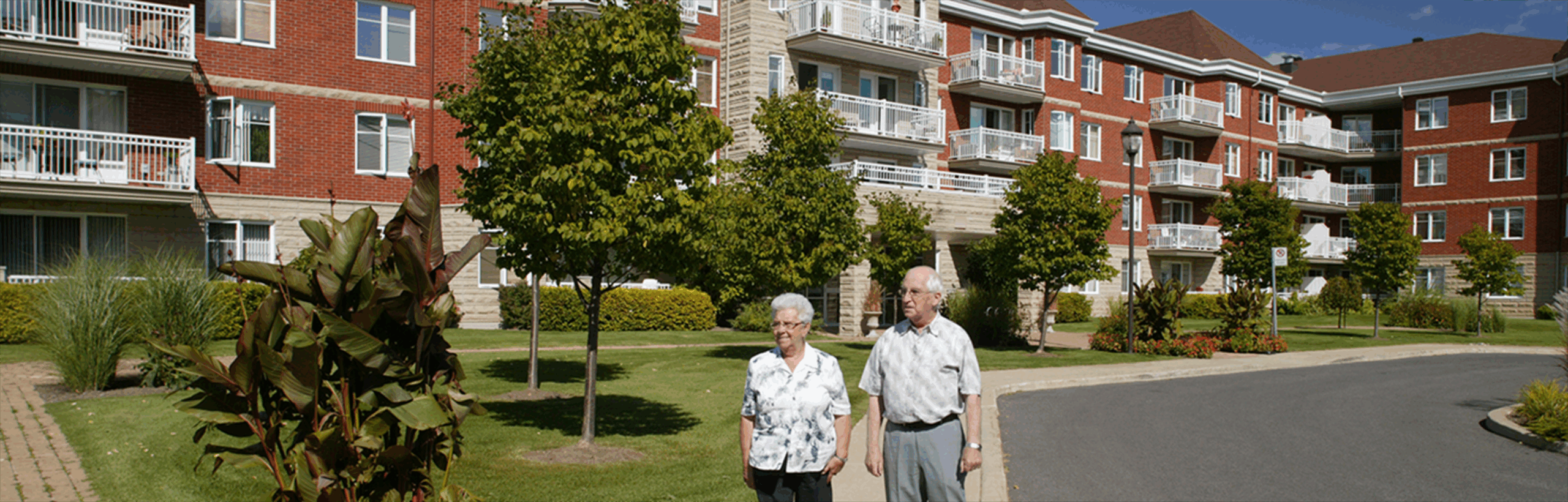 senior-living-facility-lg@2x